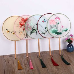 Chinese Style Products Styles Round Hand Fan Vintage Embroidery Printing Round Fan Dance Fans Silk Decor