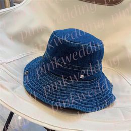 Fashion Denim Bucket Hat Outdoor Wide Brim Fisherman Hat Designer Letter Lace Up Hats Women Men Vacation Fisherman Cap