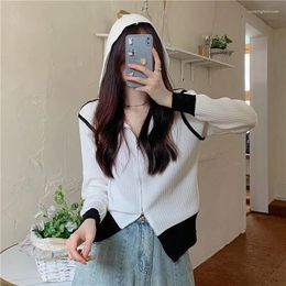 Women's Tanks Zippered Hooded Jacket Long-sleeved Knitted Cardigan Design Chic Waist-cinched Waist Cropped Top
