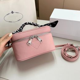 Woman Crossbody Bags Makeup Bag Leather Mini Silver Hardware Lichee Pattern Designer Ladies Totes Handbag Cross Body