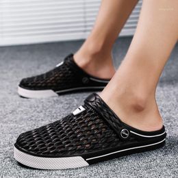 Sandals Fashion Summer Men Slippers Comfortable Soft Bottom Slipper Casual Non-Slip Men'S Breathable Cut-Outs Male