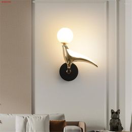 Wall Lamp Italian Design Luxury Bird Glass Ball Led For Villa Bathroom Aisle Stairs Bedside Sconce Loft Decor Lighting Fixtures