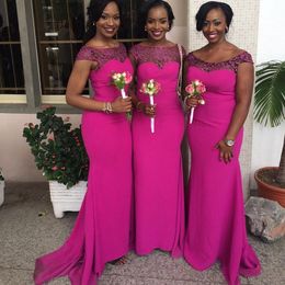 2023 New South African Mermaid Bridesmaid Dresses for Wedding Cap Sleeves Lace Satin Formal Party Dresses Ruched Fushia Maid of Honour Gowns