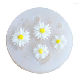 Baking Moulds Small Daisy Gypsum Mould Silicone Car Little Flowers Chocolate Cake Fondant Decoratin