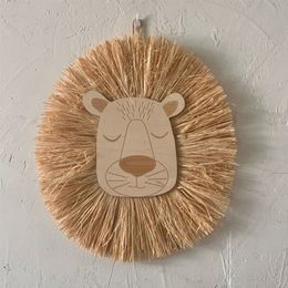 Decorative Objects Figurines Nordic Nursery Decor Handmade Wood Straw Woven Cartoon Lion Decoration Wall Hanging Ornament for Children's Room Decoration 230803