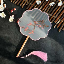Chinese Style Products Chinese Style Embroidery Classical Cheongsam Catwalk Long Handle Circular Fan Hanfu Double-Sided Antique Gift Photo Match R230804