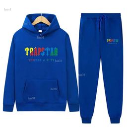 Designer Mens T Shirts Trapstar Tracksuit Printed Sportswear Men Woemns Suits Clothing Two Pieces Set Loose Hoodie Sweatshirt Jogging 10