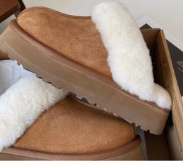 Women heighten platform slippers snow boots keep warm boot soft comfortable Sheepskin Plush casual slippers w box card dustbags beautiful gifts