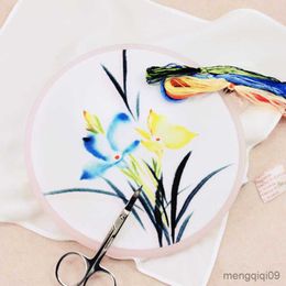 Chinese Style Products DIY Chinese Silk Suzhou Embroidery with Hoop Flower Printed Pattern Needlework Handkerchief Handmade Sewing Art Craft R230804