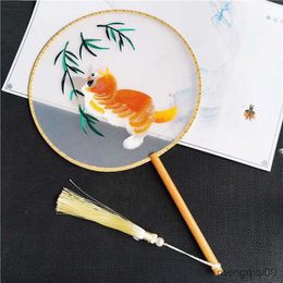 Chinese Style Products Chinese Style Embroidery Classical Spin Long Handle Circular Hand Fan Hanfu Double Sided Antique Gift Photo Matching R230804