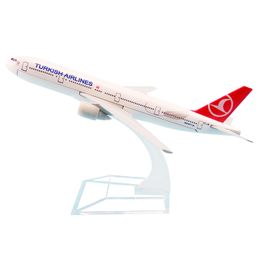 Aircraft Modle Alloy Metal Air Turkish Airlines B777 Aeroplane Model Turkish Boeing 777 Airways Diecast Air Plane Model Aircraft Kids Gifts 16cm 230803
