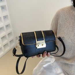 Shoulder Online celebrity texture crocodile pattern one shoulder small square 2023 autumn new fashion versatile embossed mobile phone bagstylishhandbagsstore