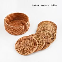 Mats Pads 6PCS Woven Rattan ers Set With Holder Table Mat Placemat Coffee Tea Cup er Pot Bowl Pad Glass Base Kitchen Accessories 230804