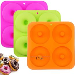 Baking Moulds 4 Donut Cake Molds Chocolate Dessert Pan NonStick Silicone Mold Oven Tools Decoration Accessories 230803