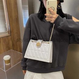 Shoulder Bags Small Design Handbag 2023 Autumn New Fashion Versatile One Shoulder Crossbody Bag Fashion Underarm Chain Bagstylishhandbagsstore