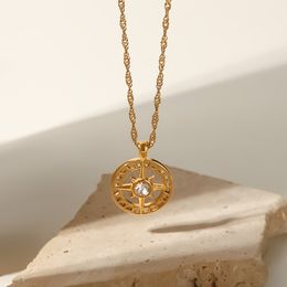 Colar de aço titânio estrela octógono folheado a ouro 18 quilates com pingente vazado de zircônia Colar feminino