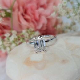 Cluster Rings RandH 2.5 D VVS1 Elongate Emerald Cut 9 6mm Solitaire Moissanite For Women 14K Solid White Gold Engagement Ring