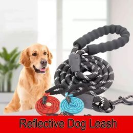 Multicolor Reflective Drable Dog Leashes Training Running Medium Stora hundar Krage LEAD REPE Mjuk vadderat antisliphandtag FY2125 AU05