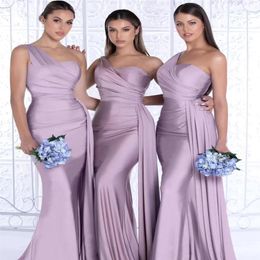 Elegant One Shoulder Spandex Satin Mermaid Bridesmaid Dresses 2022 Sweetheart Ruched Sweep Train Wedding Party Guest Bridesmaid Go210w