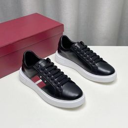 with box 2023 Paris Classic hot Men casual shoes real Leather mens sneakers Loafers fashion Black white Designer decoration shoe designers shoes