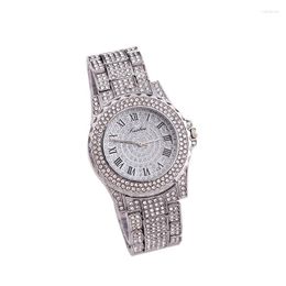 Wristwatches Gold Tricolor Quartz Optional Watch Fashion Casual Suit Steel Band Rhinestones Gypsophila Ladies Roman Numeral