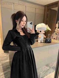 Basic & Casual Dresses Designer P Family 2023 Spring/Summer New Elegant Style Triangle Cut out Pleated Dress Fashionable Two Piece Set Shirt GFQ9