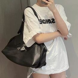 HIgh-end Saturn Soft Leather Tote Hobo Bags Large Capacity One-Shoulder Portable Black Silver Niche Underarm Bag