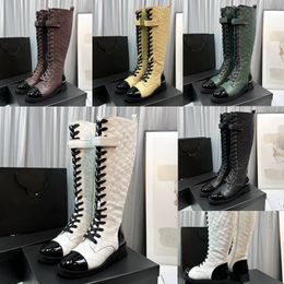 2023 designer de luxo Martin coxa-alta botas sexy mulheres couro genuíno superior múltiplas cores ao ar livre festa respirável bota senhora moda sapatos de conforto de salto baixo