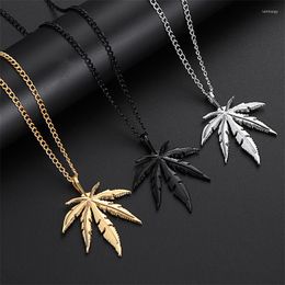 Chains HIYEE European And American Fashion Leaf Pendant Personality Creative Maple Stainless Steel Necklace For Men Women