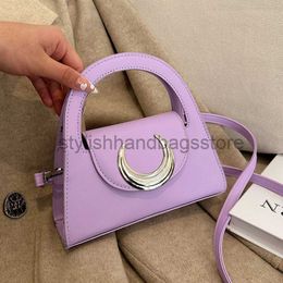 Shoulder Boston Women's 2023 New Moon Korean Version Fashionable and Handheld Fresh Small Square Bagstylishhandbagsstorestylishhandbagsstore