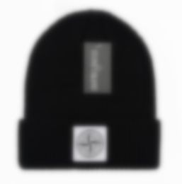 Warm Outdoor Beanies Casual Stone Embroidery Winter Hiphop Version Unisex Sports Cap