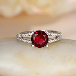 Wedding Rings Loss Selling !!! Vintage Rose Red Stone Round For Women Bands Silver Color Luxury Zircon Engagement Ring Jewelry