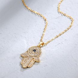 Pendant Necklaces Luxury Female Crystal Palm Necklace Yellow Gold Color For Women Wedding Small White Stone Jewelry