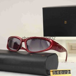 Designer BB Sunglasses Cycle Luxurious Fashion Sports Polarise Sunglass Men Women Vintage Baseball Beach Driving Brands New Red Sun Glasses