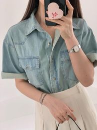 Women's Blouses Summer Short Sleeve Loose Demin Blouse Top Women Light Blue Vintage Turn Down Collar Cotton Casual Shirt With Pockets