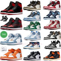 2024 1 1s basketball shoes Fragment for mens womens Black Phantom jumpman lows True Blue shoe Chicago Lost Found Reverse Dark Mocha low trainers sneakers