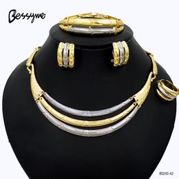 Wedding Jewelry Sets Unique Set For Women Luxury 18K Gold Plated Dubai Elegant Two Tone Necklace Earrings Party Accessories 230804