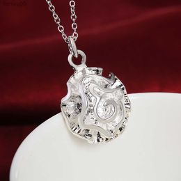 Charms 925 Sterling Silver beautiful Rose Flowers Pendant Necklace for Women Fashion party wedding Jewellery Popular brands Gifts L230704