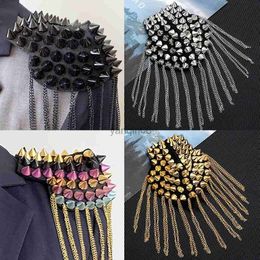 Pins Brooches Coat Punk Clothing Accessories Tassel Metal Epaulet Dress Decoration River Pad Brooch Fringed Shoulder Stamp HKD230807