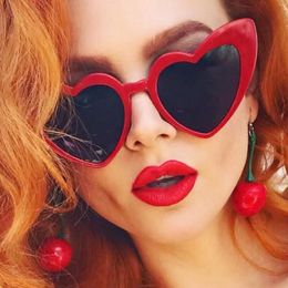 Sunglasses Frames Love Heart Cat Eye Woman Vintage Christmas Gift Black Pink Red Shape Sun Glasses For Uv400 230807