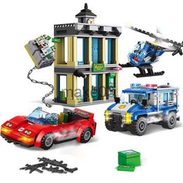 ArchitectureDIY House 655Pcs City Police Catch Bank Robber Sets Building Blocks SWAT Vehicle Helicopter Policeman Thieves Figures Bricks Toys Childre J230807