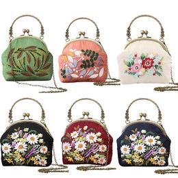 Chinese Products DIY Embroidery Flower Bag Handbag Needlework Cross Stitch Handmade Kissing Portable Chain Bag Sewing Art Craft Creative Gift