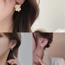 Stud Earrings Fashion Vintage Gardenia Flower With Bow Tulip Ear Studs 2023 Niche Design Jewellery Earring For Women