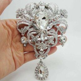 Pins Brooches Big Flower Pin Brooch for Women Luxury Silver Color Crystal Zircon Brooch Fashion Bridal Wedding Accessories HKD230807