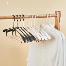 Hangers 5pcs Nordic Iron For Clothes With Wide Anti-slip Design Coat Trousers Horse Wardrobe Organizer Storage Racks