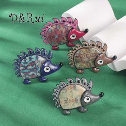 Pins Brooches D Rui Cute Enamel Painted Hedgehog Brooches for Women Men Jewellery Accessories Metal Fashion Alloy Cartoon Animal Pin Party Gift HKD230807