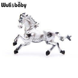 Pins Brooches Wuli baby White Black Enamel Horse Brooches Women Men Alloy Steed Animal Brooch Pins Gifts HKD230807