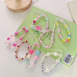 Cell Straps Charms Short Wrist Lanyard Wooden Hand-beaded Small Flower Delicate Ornament Charm Strap Lanyard for Keys Mobile Lanyard