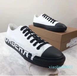 Luxury Brand Casual Shoes Outdoor Stripes Vintage Sneakers Thick Sole Season Tones Brand Classic Men's Shoes