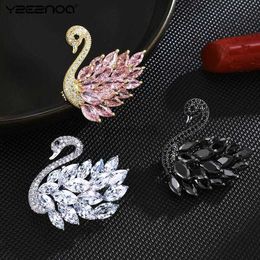 Pins Brooches Charming Crystal n Brooch Fashion Jewellery Rhinestone Animal Brooch For Women and Girls Cubic Zirconia Bird Brooch Decorate HKD230807